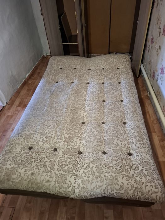 Диван кровать  .