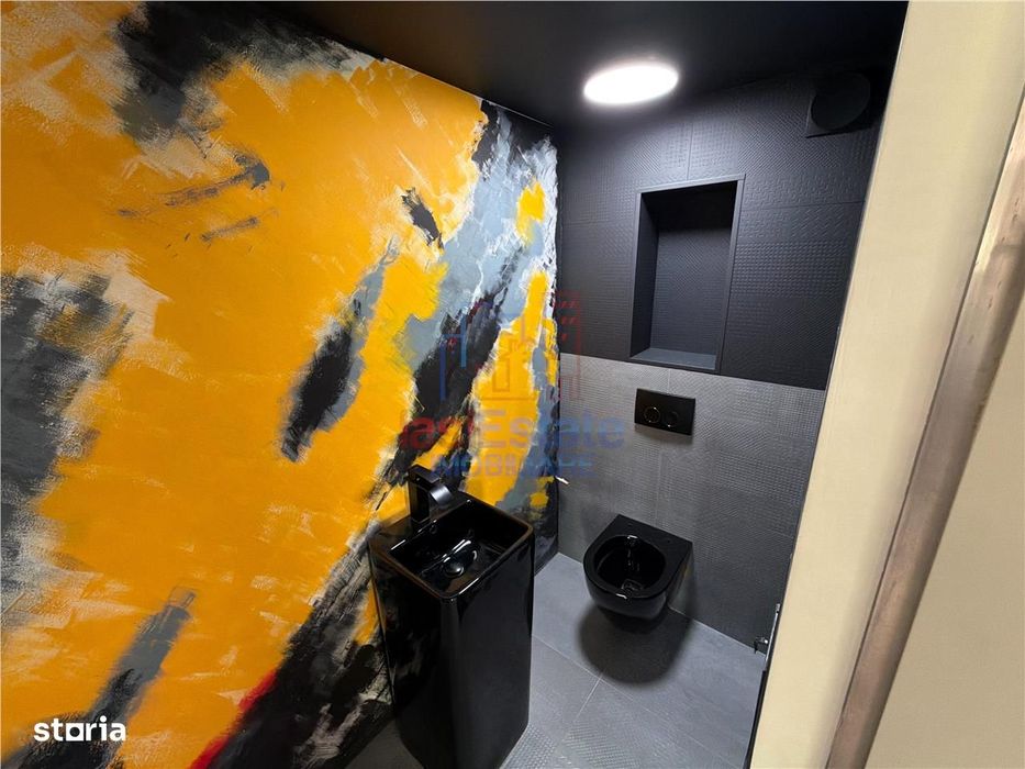 Apartament cu 3  camere in zona Copoului, Str. Fundac Ursulea