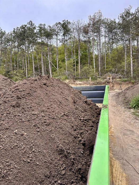 Доставка на чернозем/черна пръст, фрезоване и оране на градини