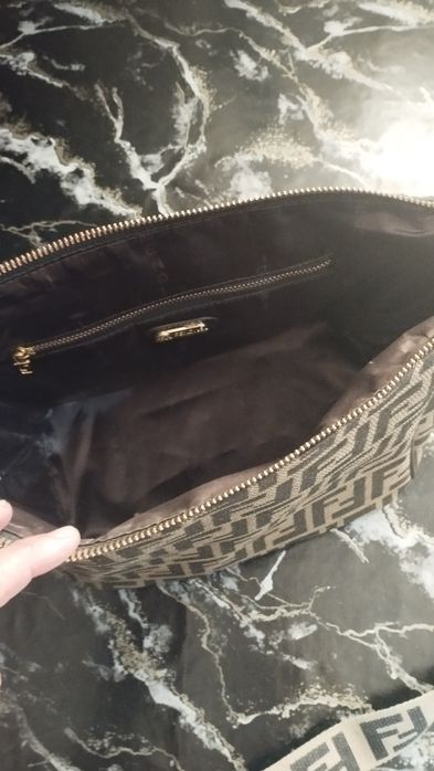 Сумочка Фенди новая