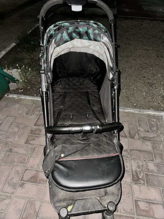 Продам детскую коляску