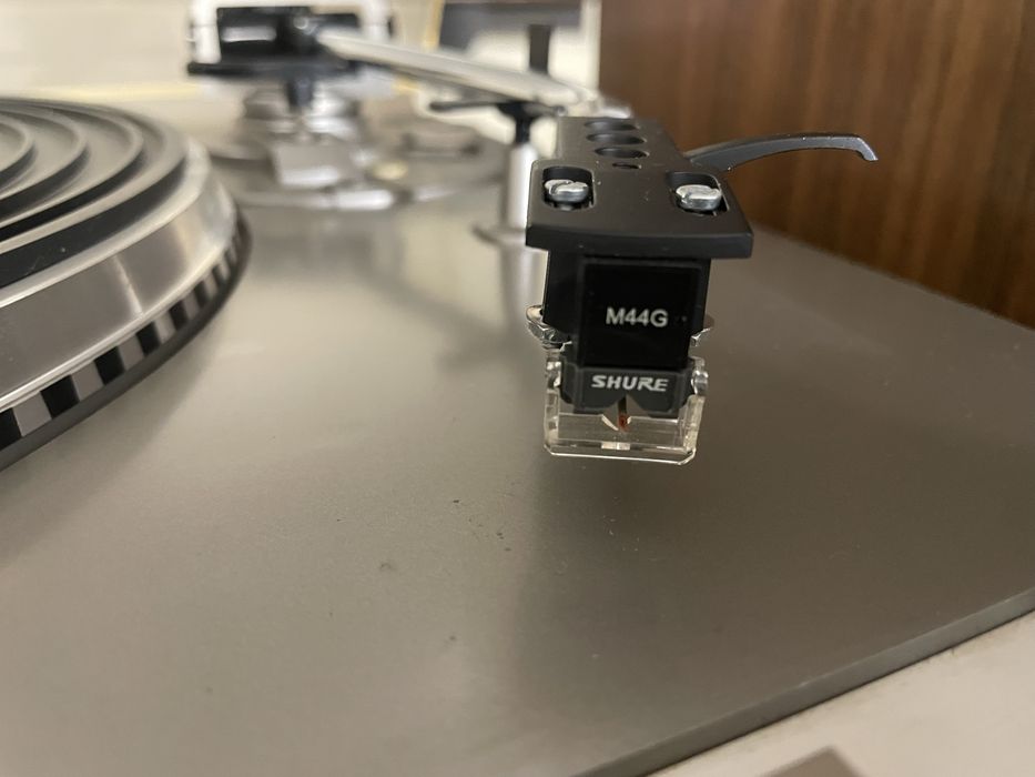 Hitachi грамофон усилвател дек тонколони