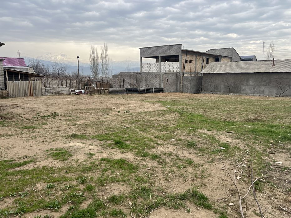 Bostonliqda yer oq tosh tomonda  1 linea