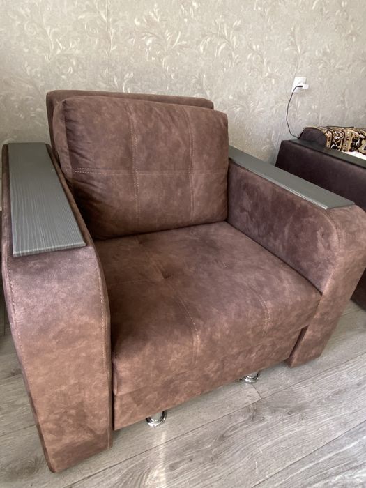 Продам кресло раздвижное 35000