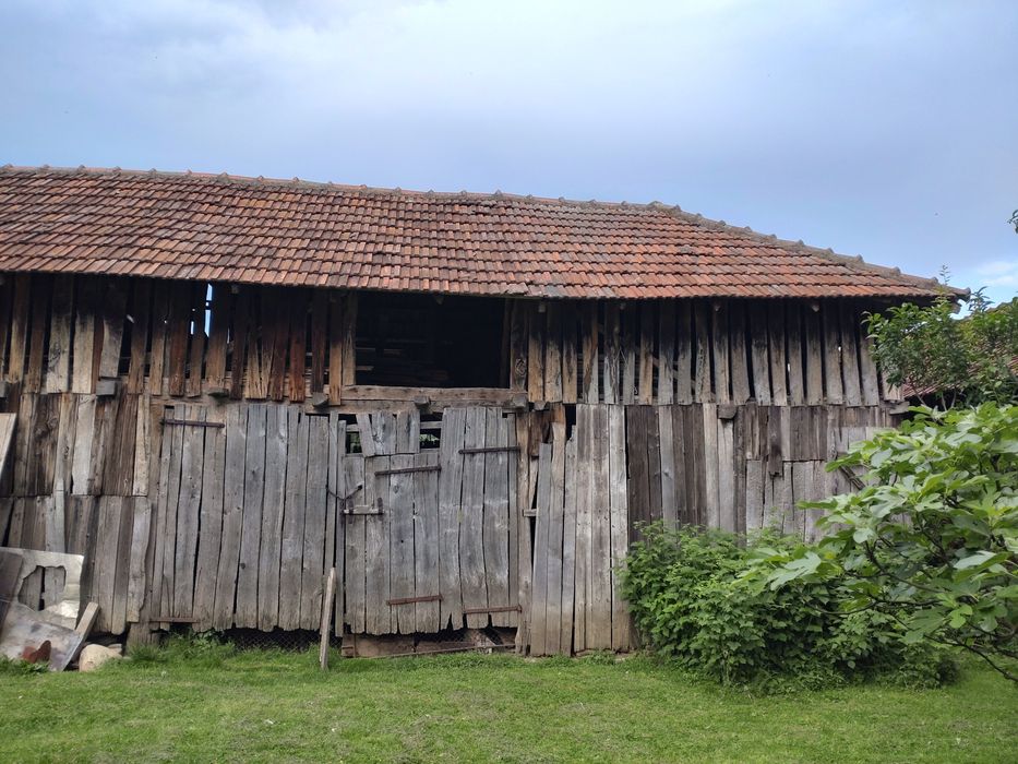 Lemn vechi demolări