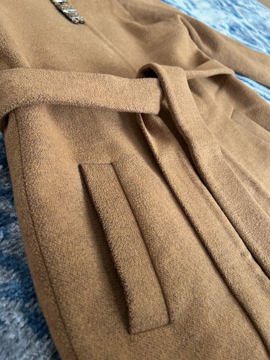 Продам демисезонное пальто