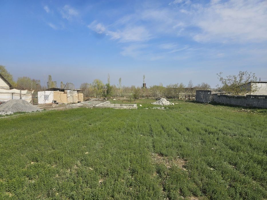 Yer sotiladi!!! Zudlik bilan 10 sotikdan iborat yer uchastkasi sotila