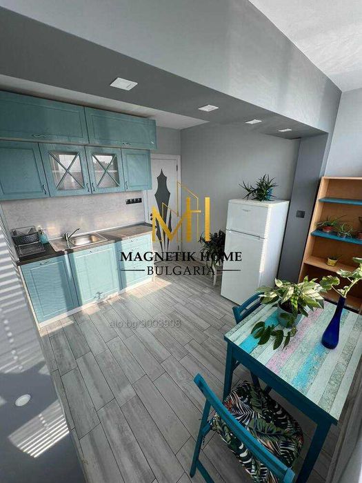 Реновиран тристаен апартамент до центъра на града в ж.к. Възраждане