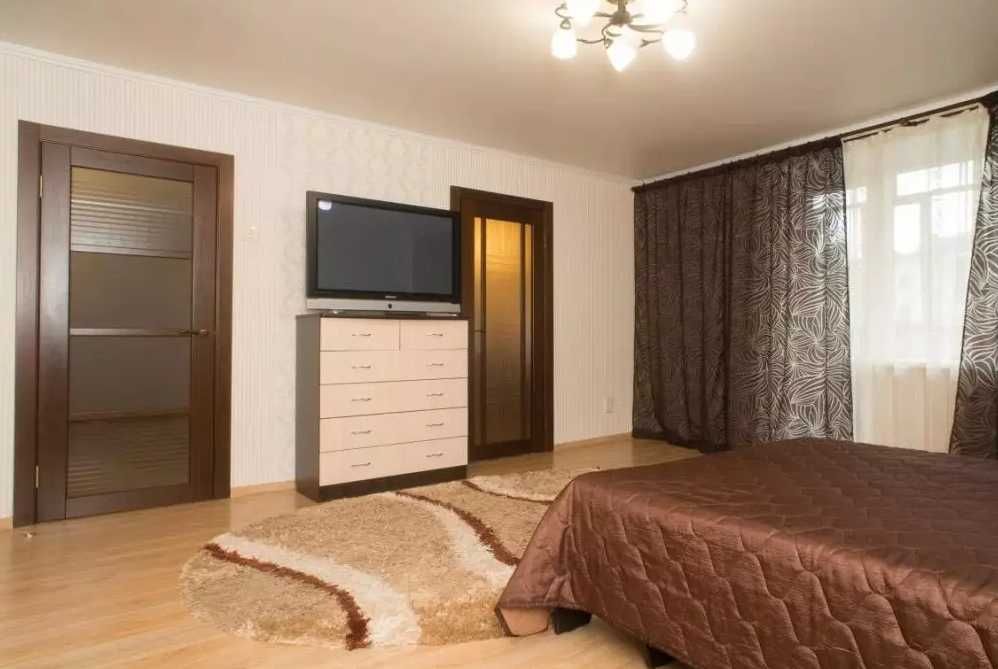 Дава се под наем Двустаен апартамент в Пловдив, Мараша - 82 кв.м за 280.5 € - Снимка #2