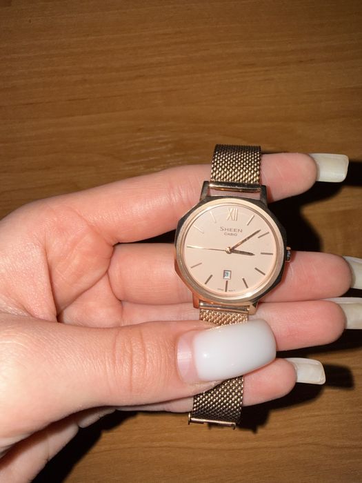 Дамски часовник Casio