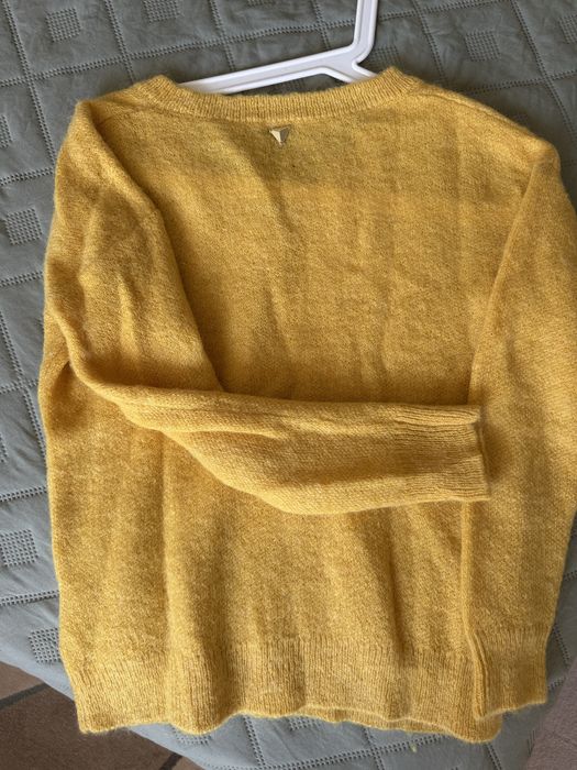 Вълнен пуловер Guess