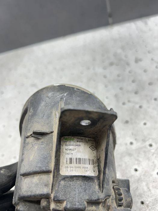 Proiector stanga 8200002469 Renault Megane