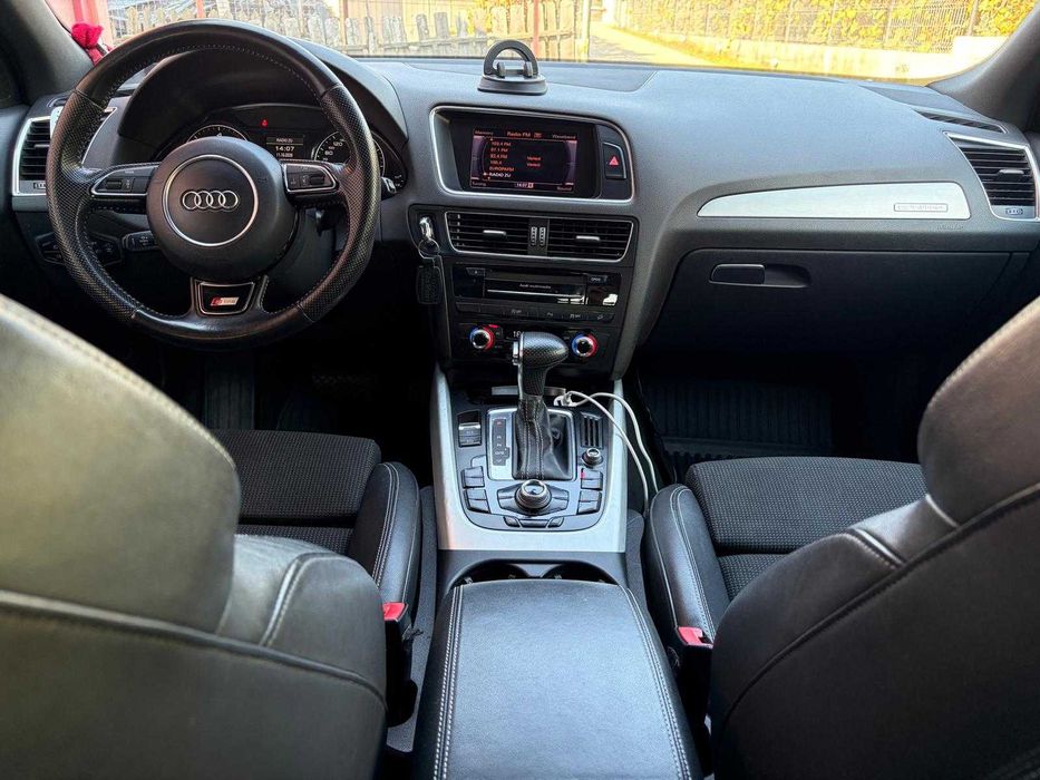 Vand Audi Q5 Sline Facelift 2.0 TDI 177 CP Automat