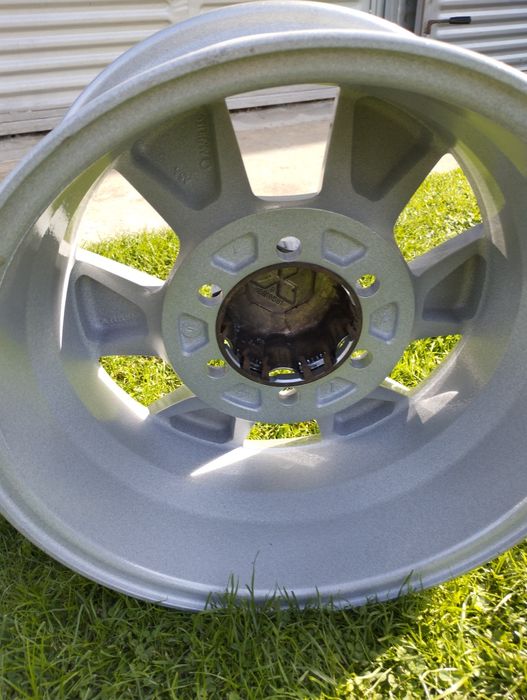 Гуми и джанти за Mitsubishi L-200 265/70/16