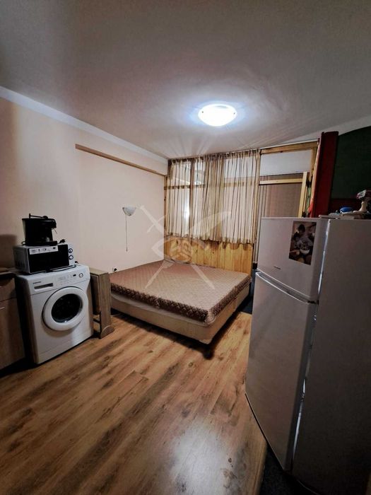 Продава се Едностаен апартамент в Поморие - 45 кв.м за 850 €/кв.м - Снимка #1