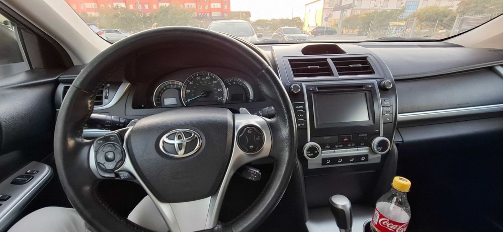 Toyota Camry сатылады.