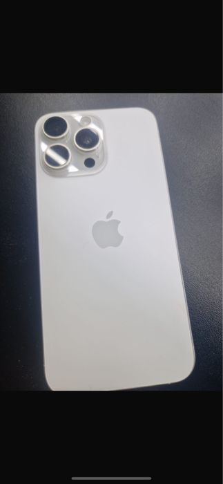 iPhone 15 Utilizat display-ul spart