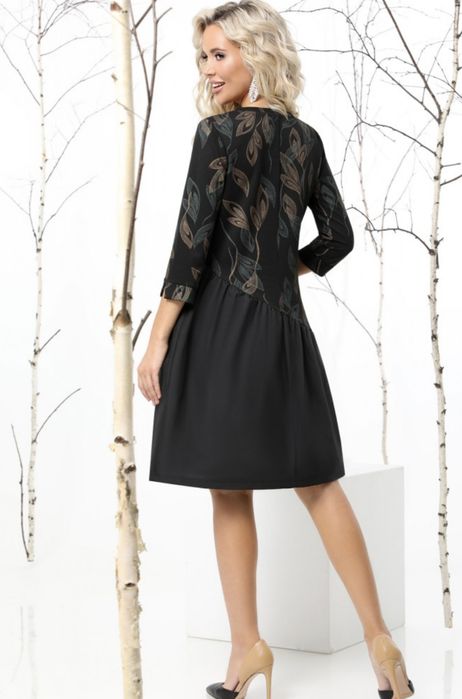 Женское платье 48-50 размер