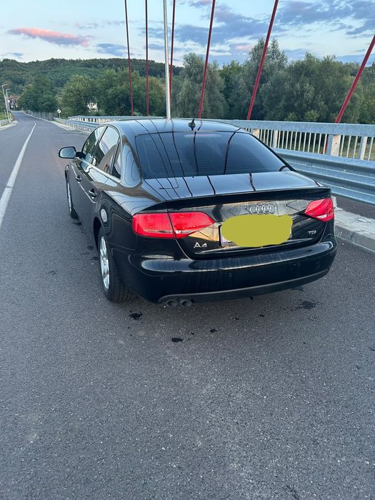 AUDI A4 2010 — imagine 2