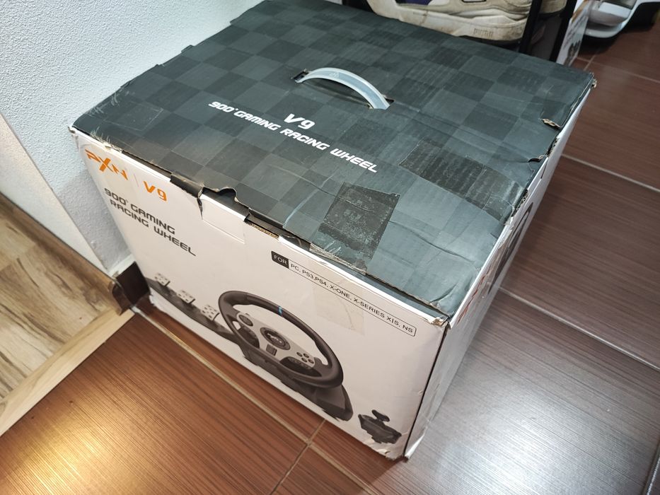 Volan gaming PXN V9 cu schimbător