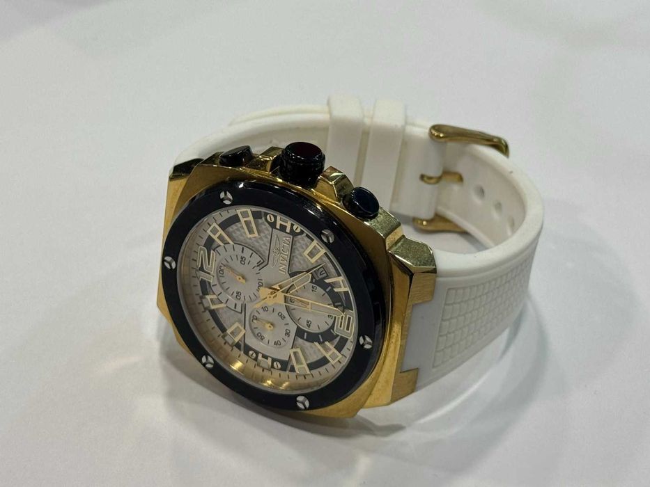 Invicta Racing – Model 48197