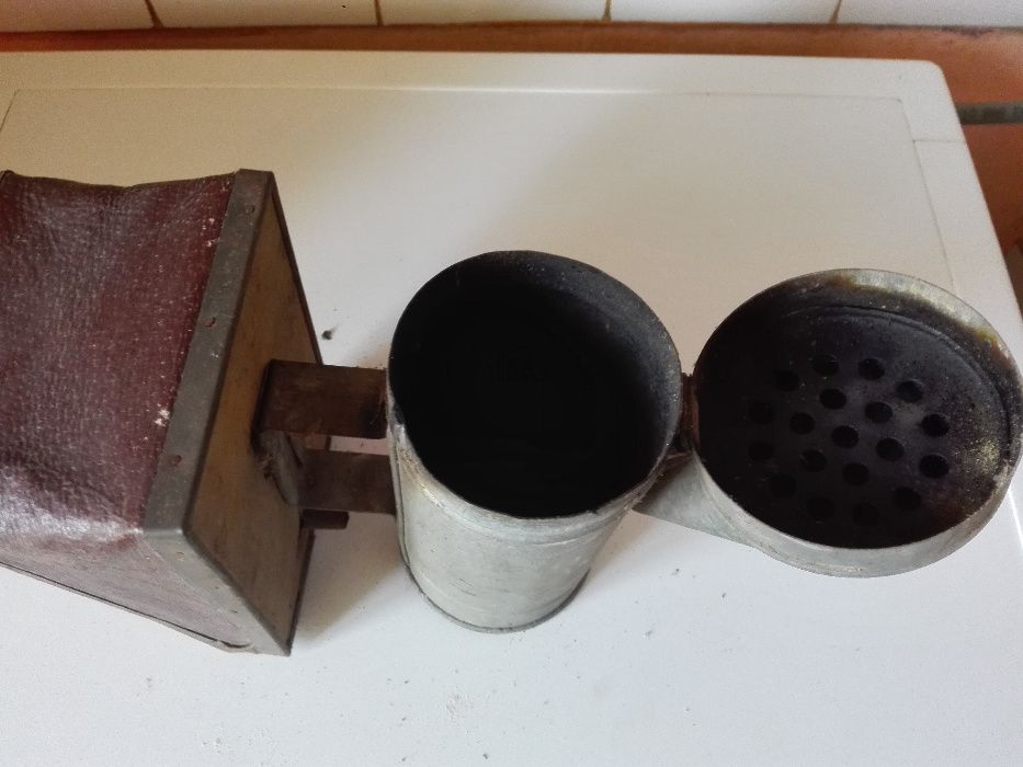 Преса за сладки и духало (мях) за кошери,