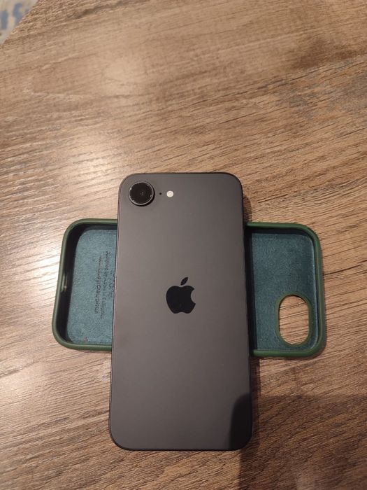 Iphone 16e память 128гб