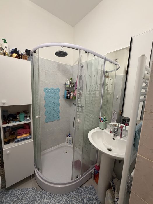 Garsoniera Valeria Peter Predescu