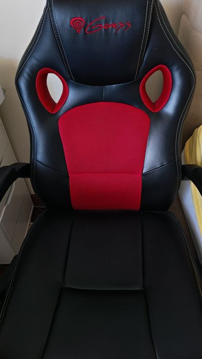 Scaun de gaming Genesis Nitro piele