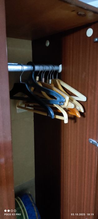 Шифоньер трёхстворчатый продам