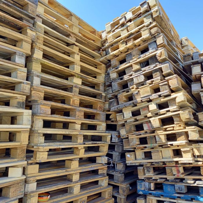 Поддоны евро деревянные б\у