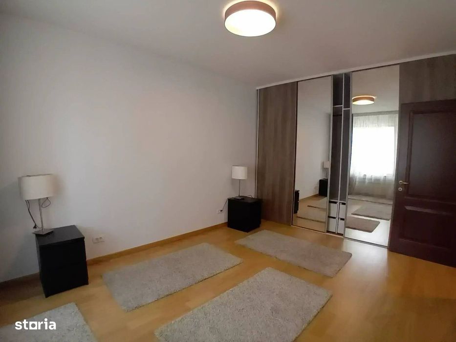 Apartament luminos cu terasă, 3 camere pe Clucerului