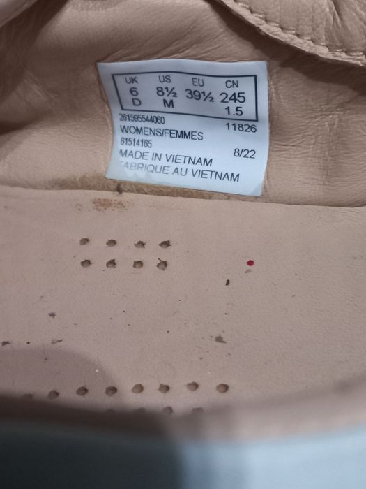 Vând pantofi damă Clarks