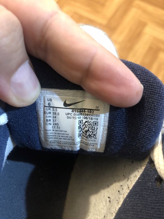 Nike кроссовки