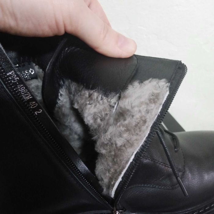 Новые женские сапоги