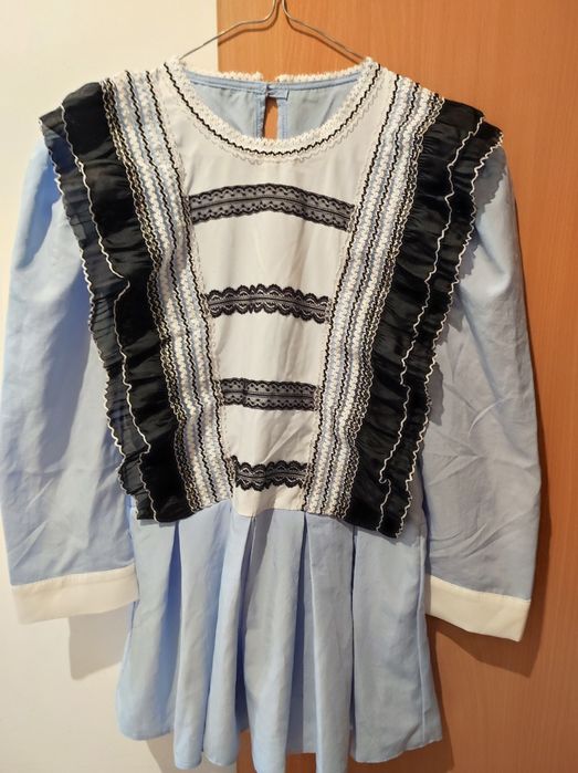 Bluze de ocazie, noi