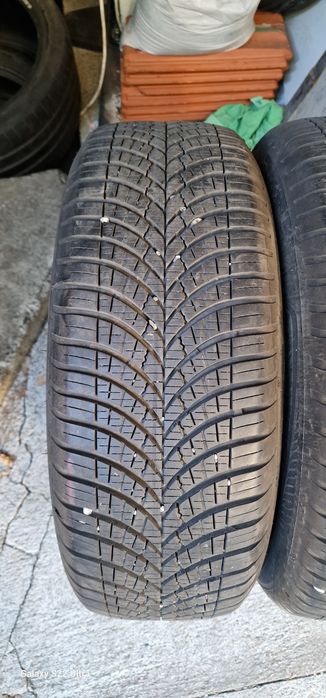 205/60/16 Goodyear Vector 4Seasons