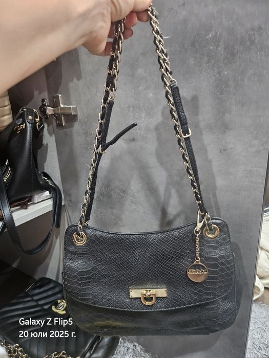 Дамски чанти DKNY, естествена кожа