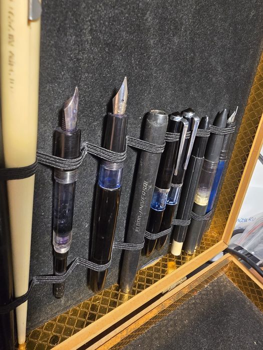 Colectie stilouri pixuri toc romanesti flaro