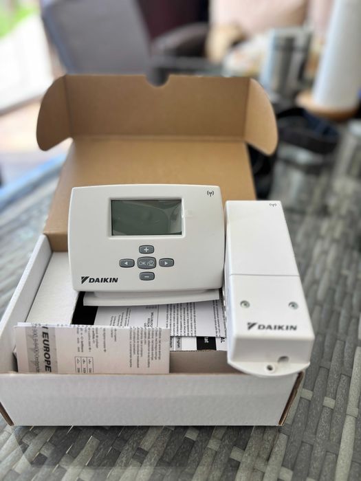 Termostat Daikin + modul wireless / controller WiFi - NOU