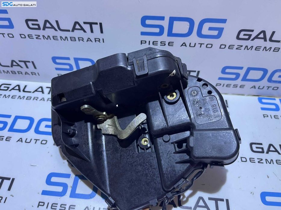 Broasca Incuietoare Usa Portiera Stanga Spate Mercedes W203 Clasa C Class 2001 - 2007 Cod 2037300135 [D0582]