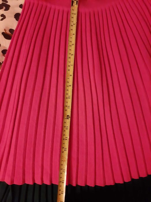Fusta lana merinos De Mira XS47 ciclam electric Deva • OLX.ro