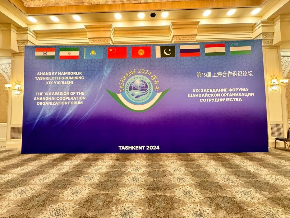 Наружная Реклама,Баннер,оракал ,наклейка,сетка оракал