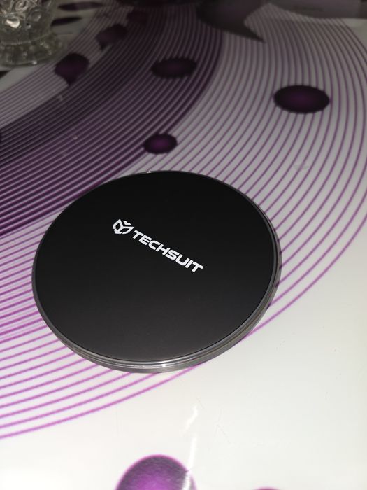 Wireless charger techsuit