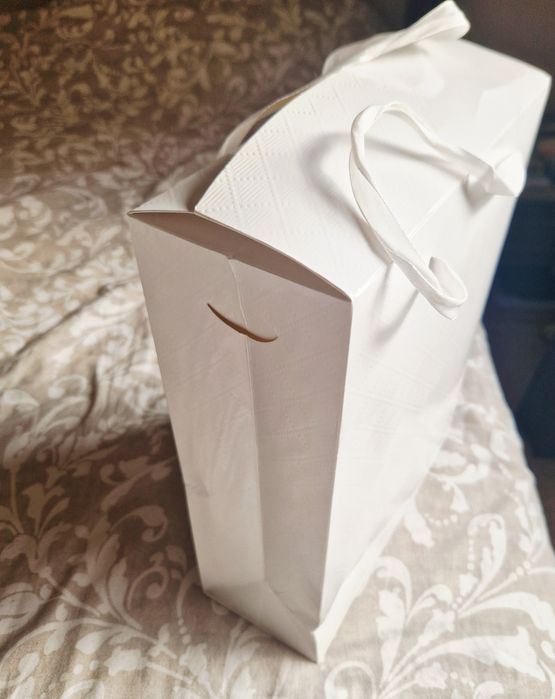 Чисто ново було Carrie Wedding  Boutique