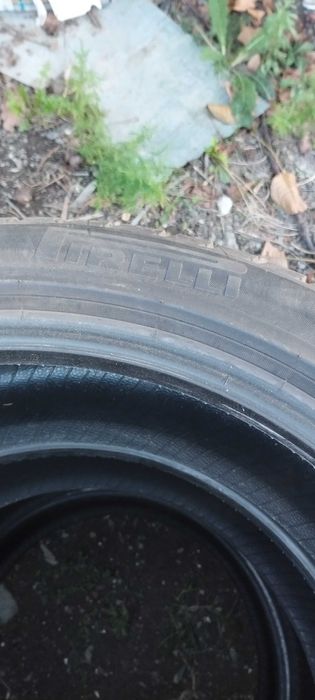 Продавам зимни гуми R19