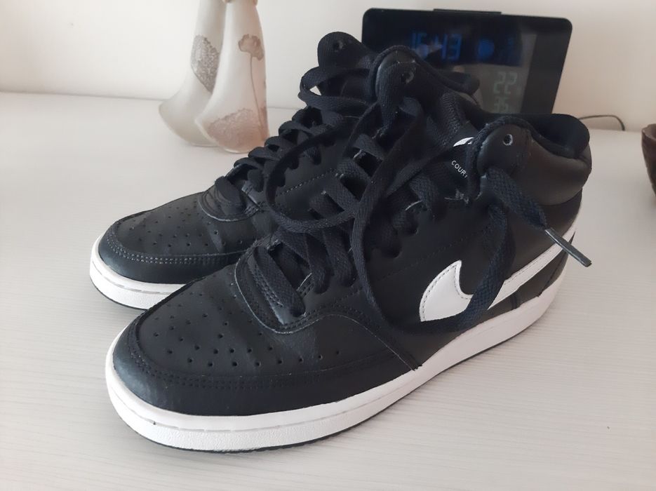 Маратонки Nike номер 38