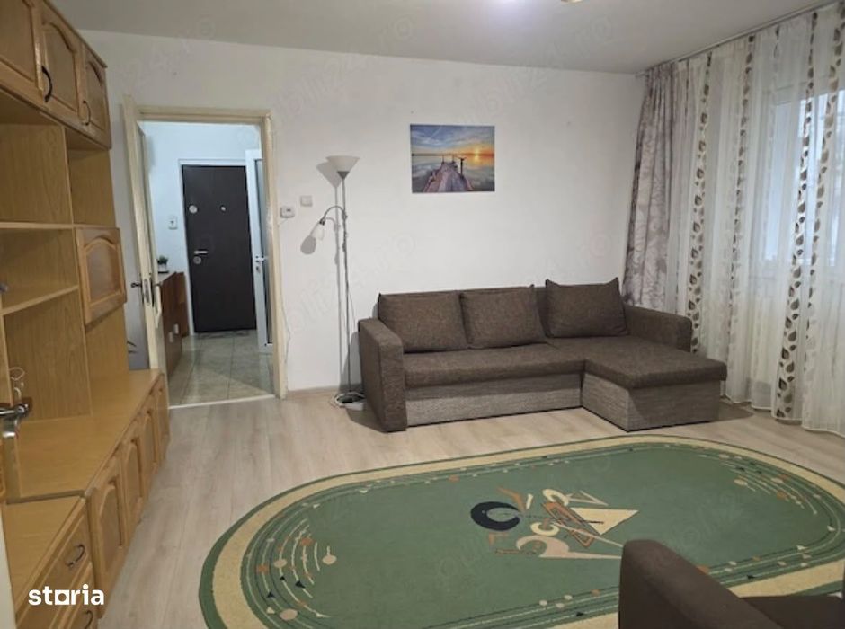Apartament 2 camere, etaj 1, Exercitiu Pitesti, pret 89000 euro