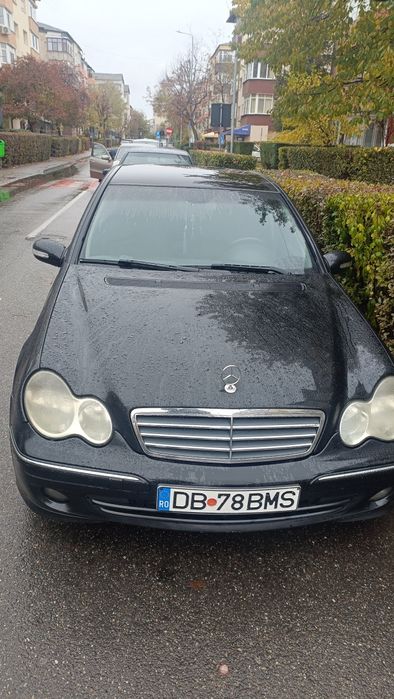 Vind masină Mercedes