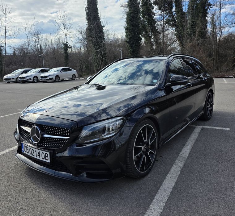 Mercedes C200 facelift AMG packet W205 комби.
Автомобилът е в добро съ